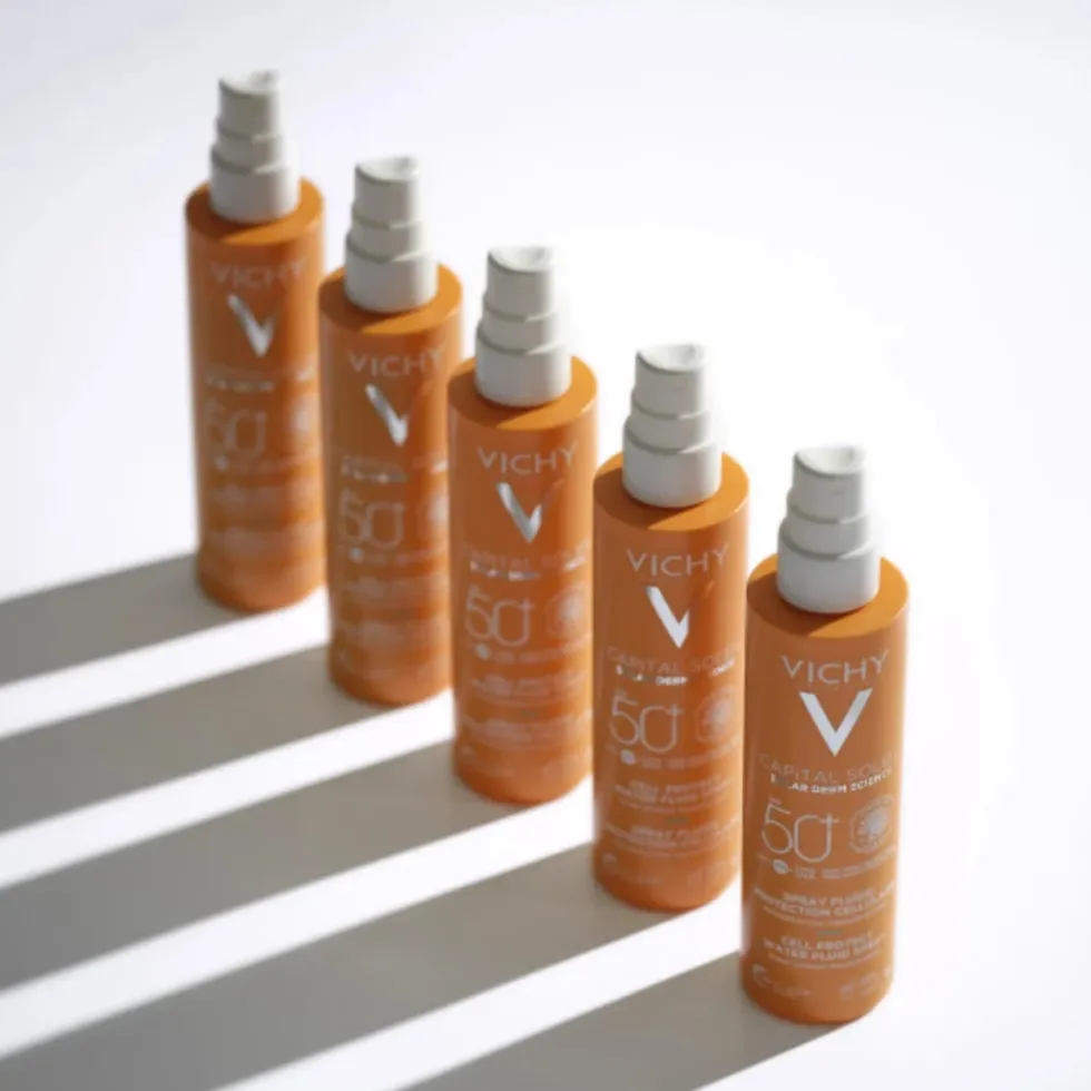 VICHY Capital Soleil Cell Protect SPF50+ aurinkosuojasuihke 200 ml